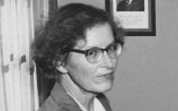 head and shoulders shot of Dorothy Johnson knull